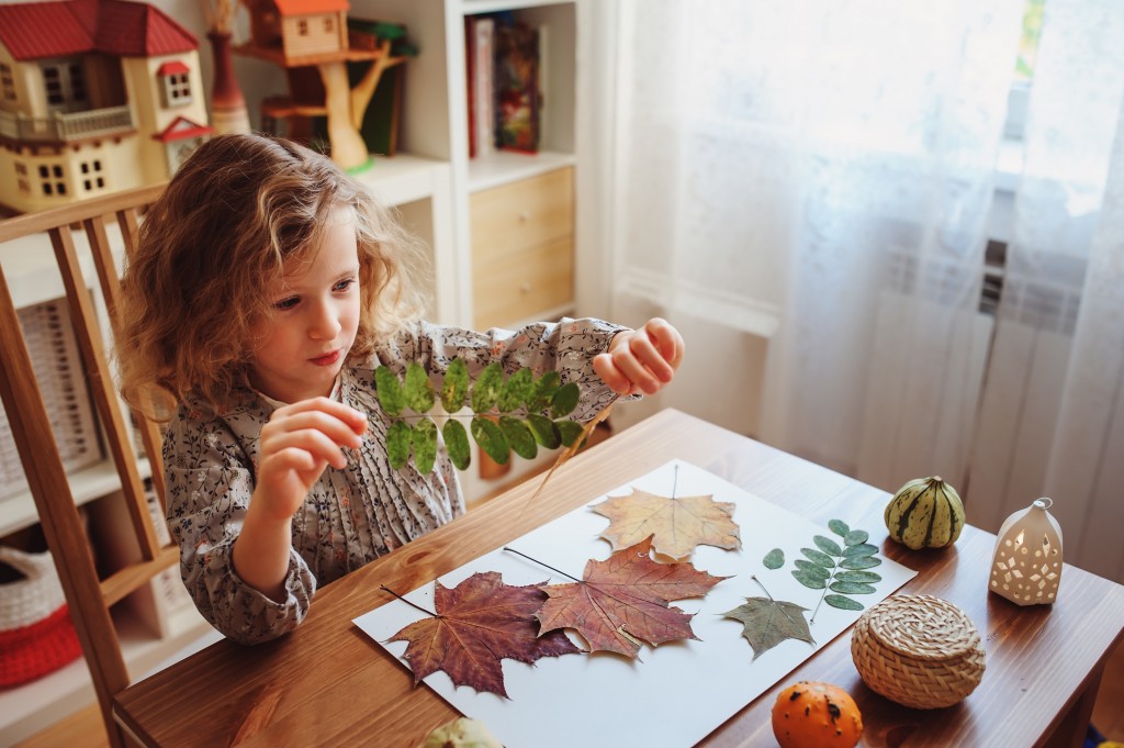 girl crafting